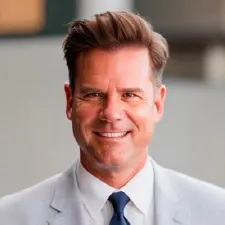 Profile picture of Omiana CEO, Kevin Schrantz